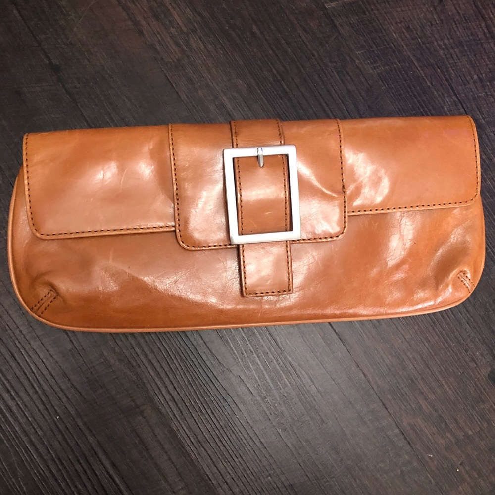 EUC Kenneth Cole Leather Clutch/Wristlet